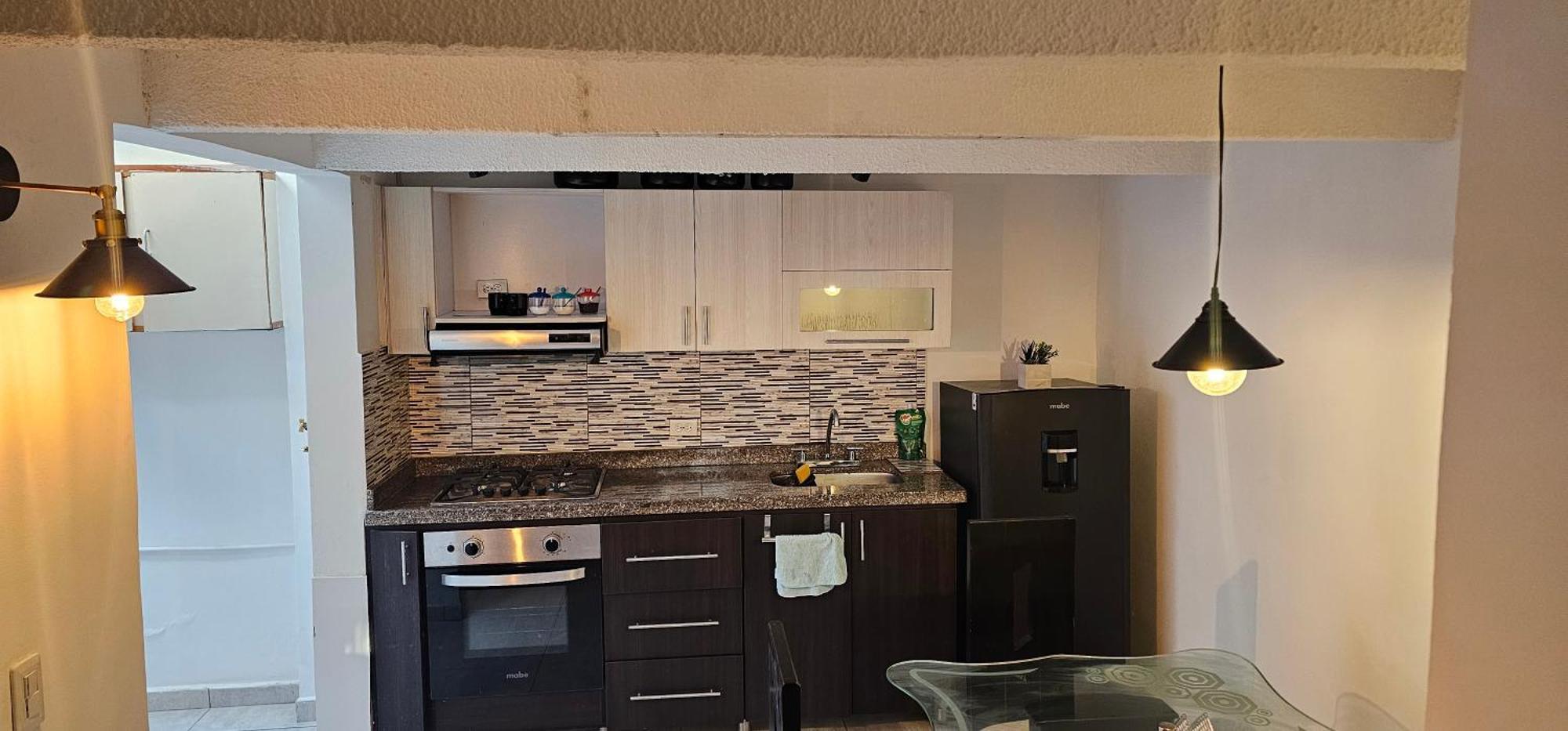 Hermosa Casa Con Espacios Independientes Cerca A Mall Plaza Apartment *